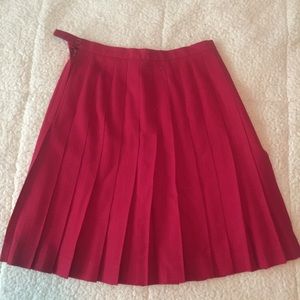 Red wool pleated skirt